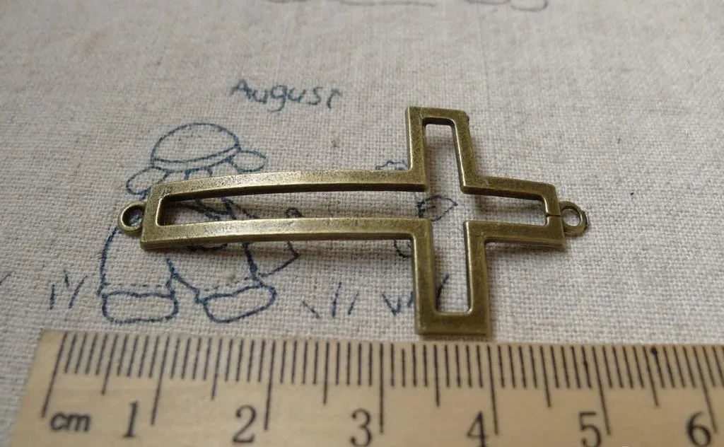10 pcs Antique Bronze Curved Sideways Cross Bracelet Connector A6205