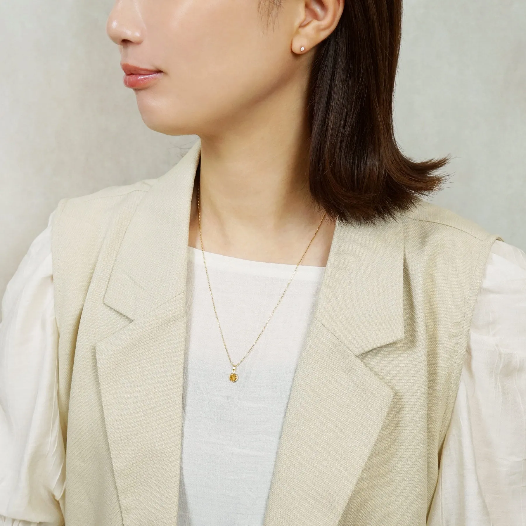 10K Citrine Necklace Charm (Yellow Gold)