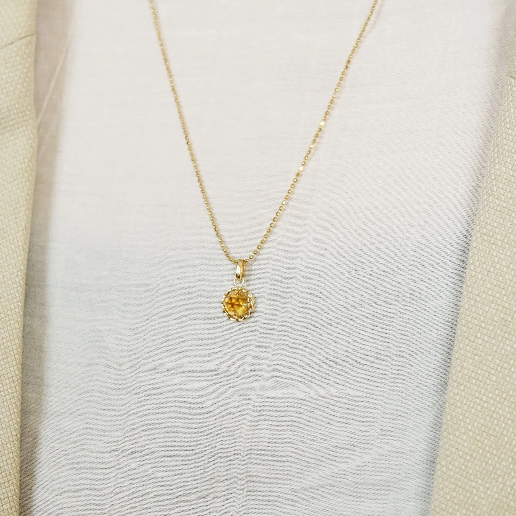 10K Citrine Necklace Charm (Yellow Gold)