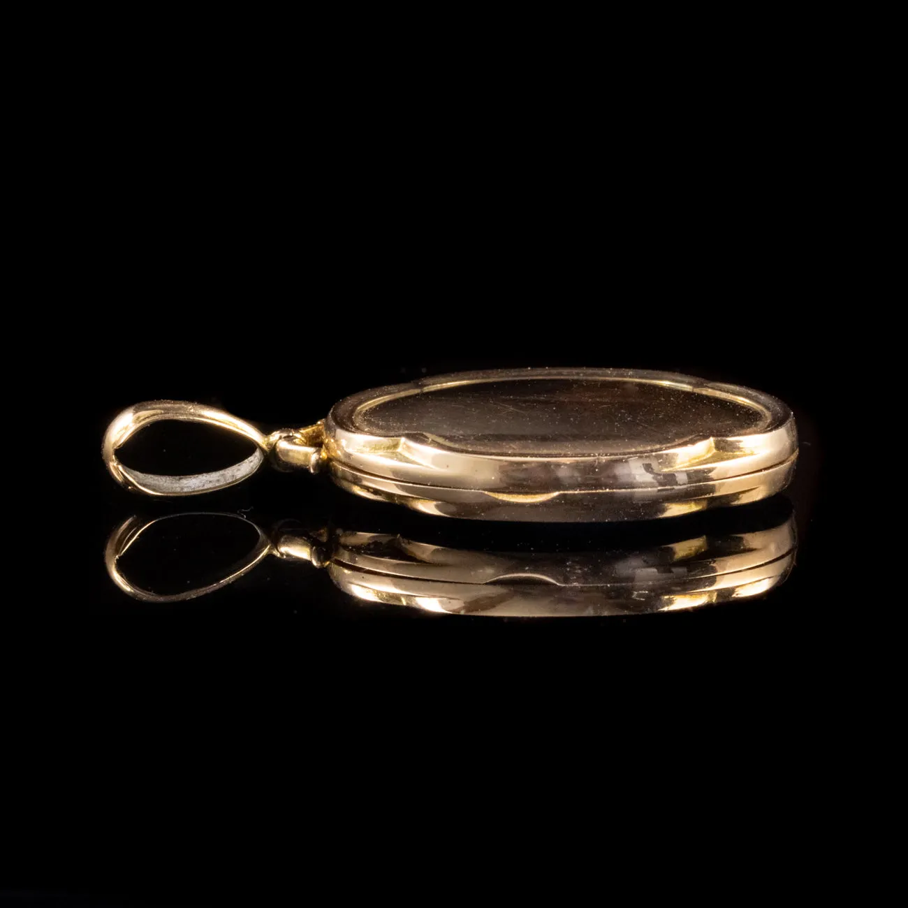 Antique Edwardian 9ct Gold Locket Henry Matthews Dated 1914
