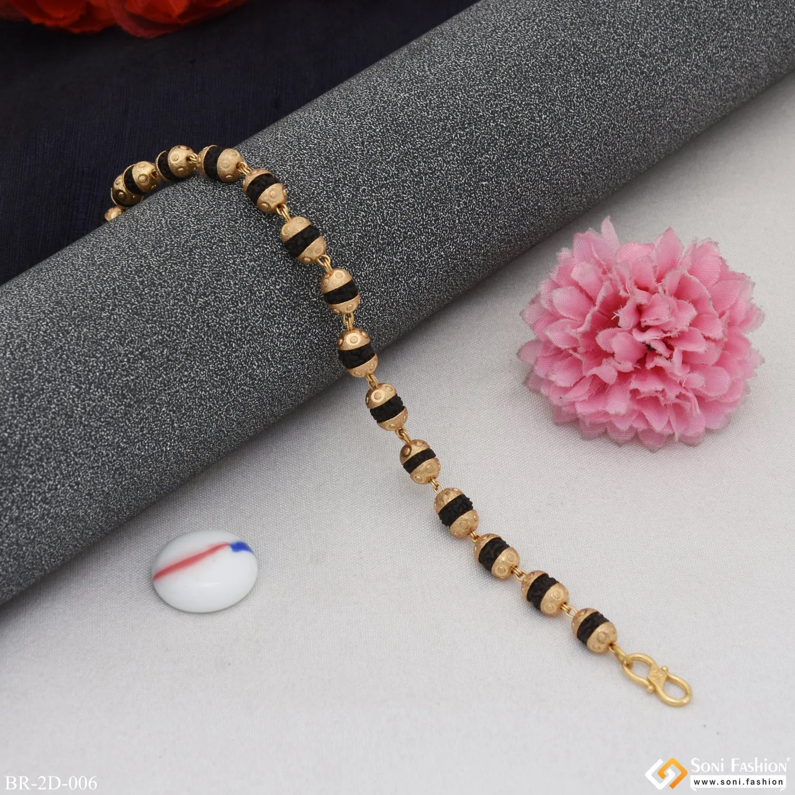 Best Quality Durable Design Gold Plated Rudraksha Bracelet for Men - Style D006