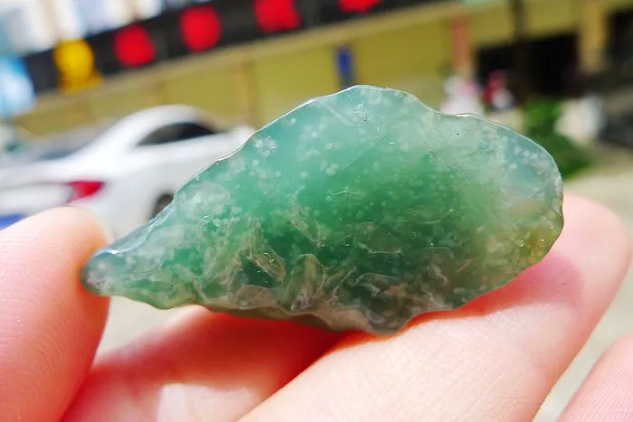 Natural Jade Rough Jadeite Raw (13.5g,4.1X1.9X1.1cm)