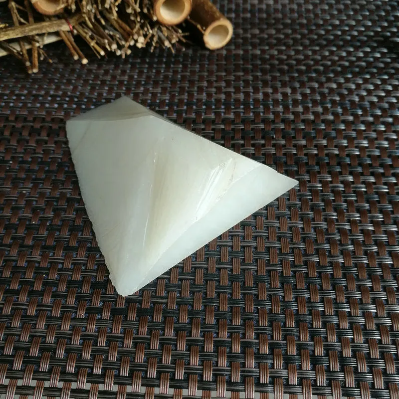 Natural Kunlun Jade Rough Nephrite Raw (156g,8.3X7.5X2.8cm)