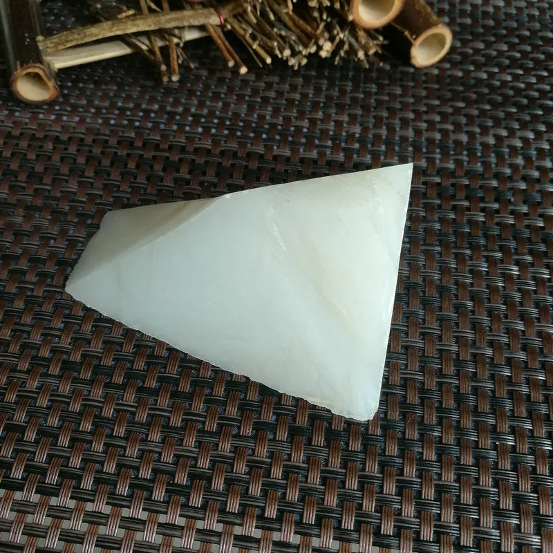 Natural Kunlun Jade Rough Nephrite Raw (156g,8.3X7.5X2.8cm)