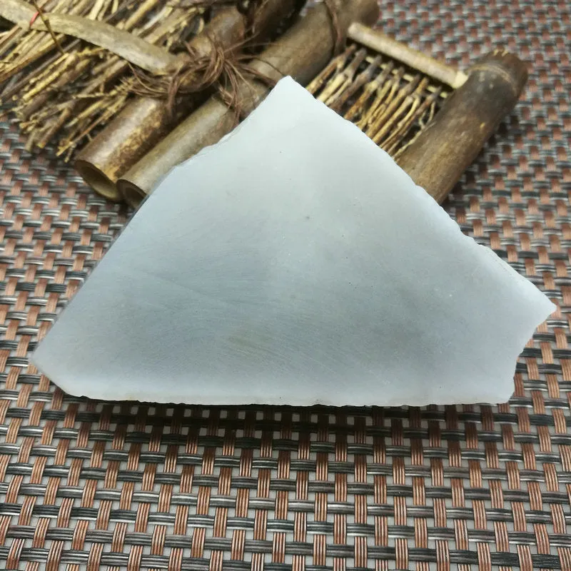 Natural Kunlun Jade Rough Nephrite Raw (282g, 9.5X6.5X3cm)