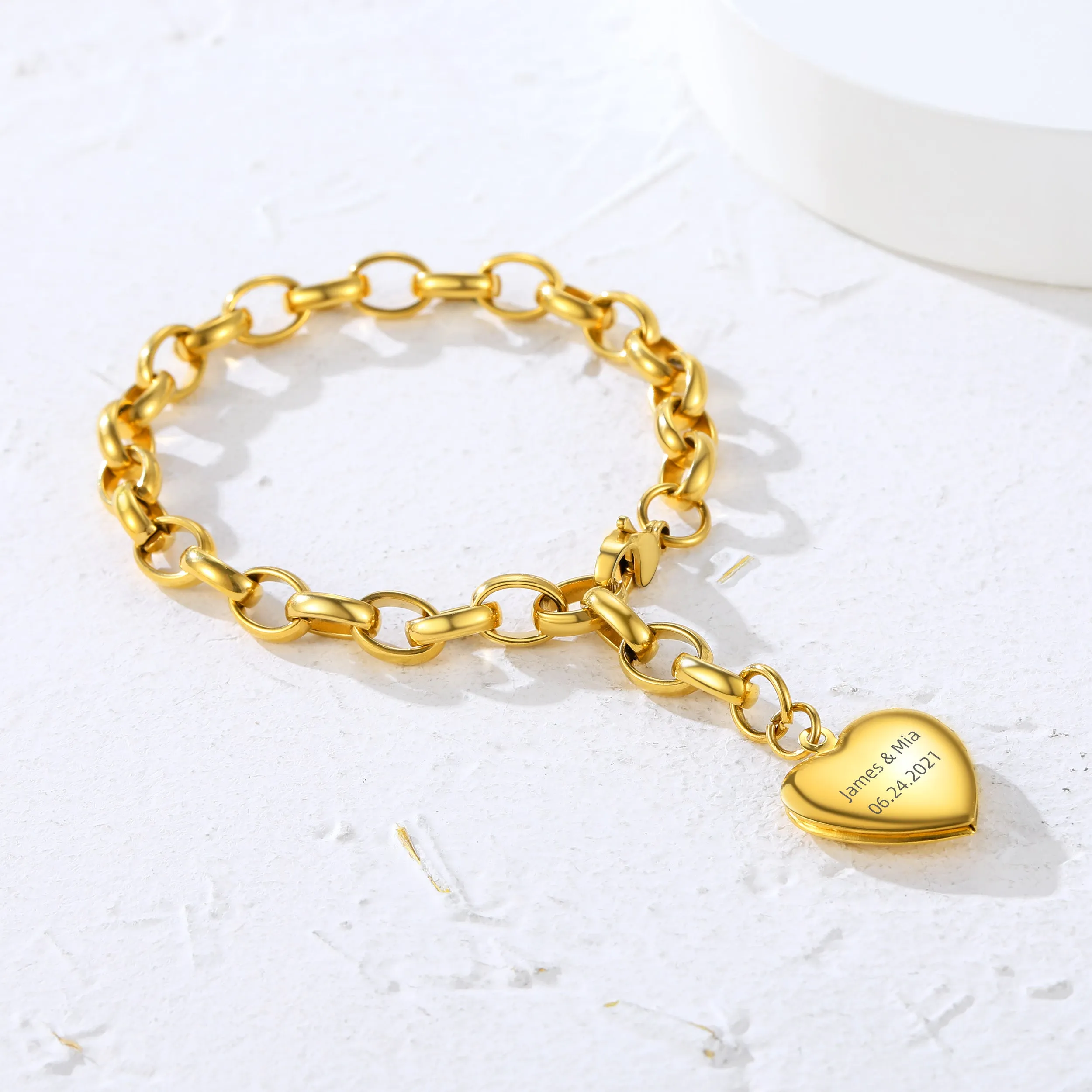 Personalized Heart Picture Locket Bracelets Memorial Gift for Women