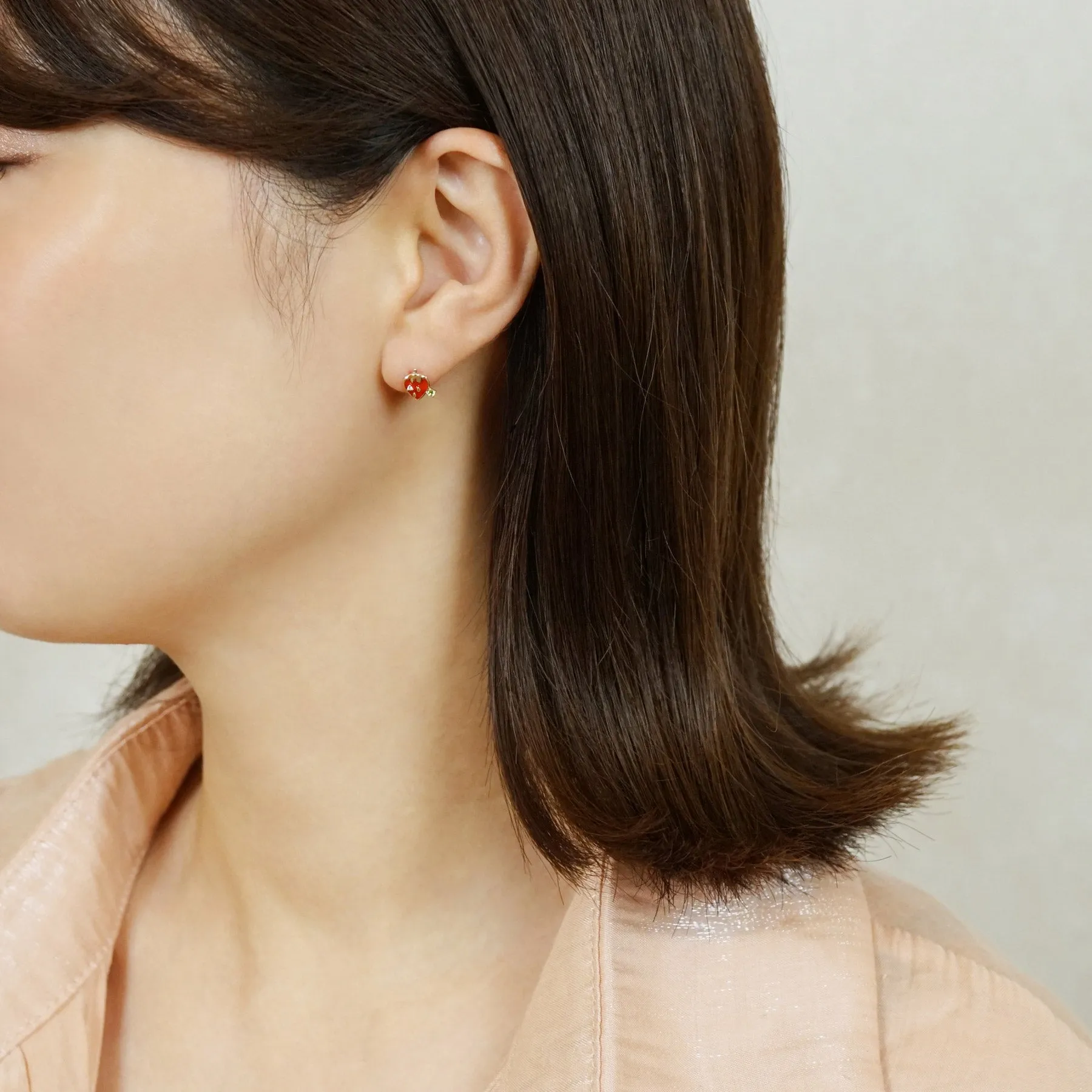 [Solo Earring] 18K/10K Strawberry Single Earring (Yellow Gold)